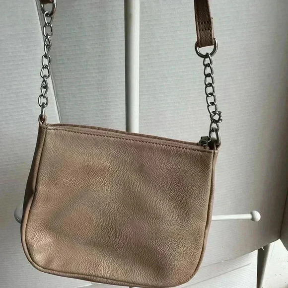 Nine West Handbag - Picture 3 of 9